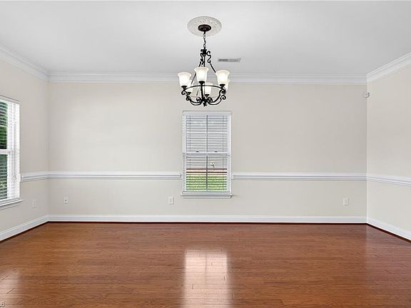 5th image of 3821 Marble Dr