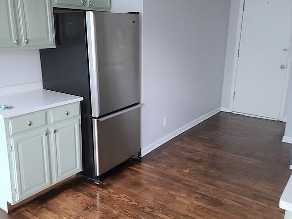 5th image of 3714 N Sheffield Ave APT 401