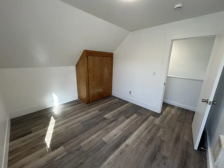 2307 Rockefeller Ave #2307 — Photo 7