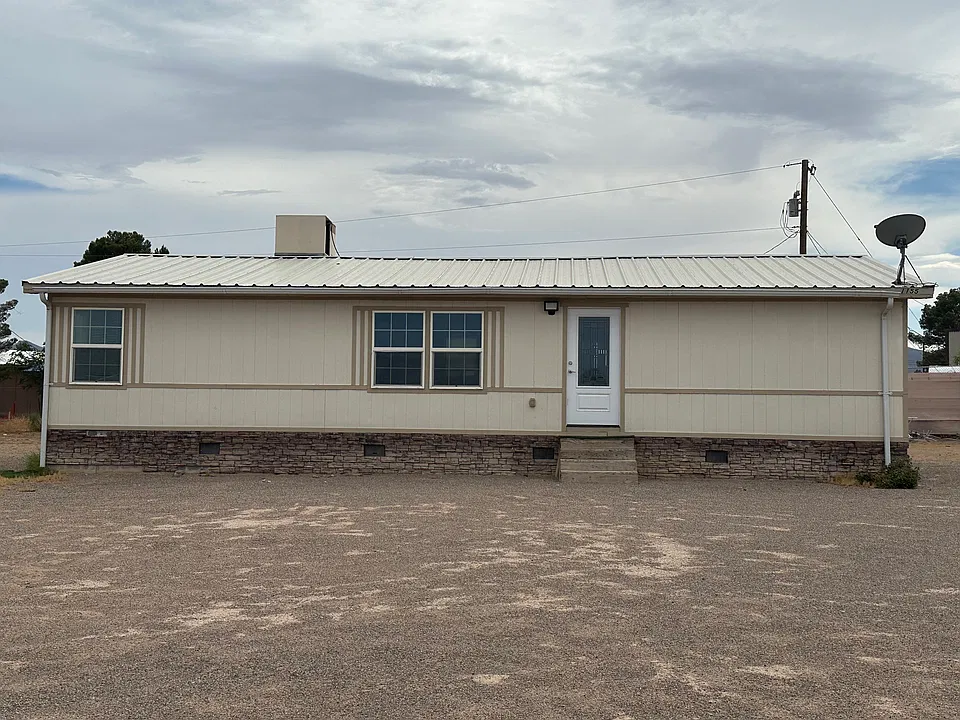 1155 Hidalgo Pl