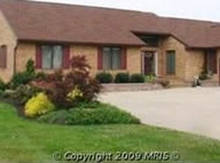 215 Prospect Bay Dr W, Grasonville, MD 21638