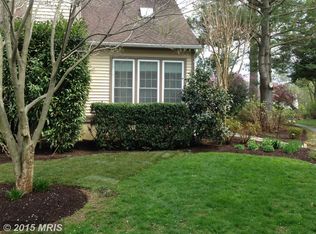 10026 Beacon Pond Ln, Burke, VA 22015