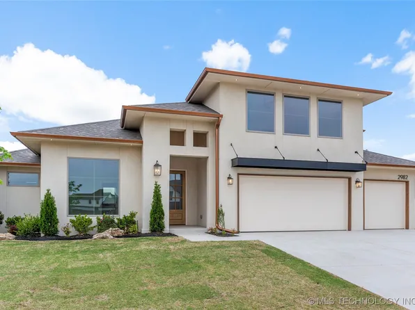2982 E 145th St S, Bixby, OK 74008