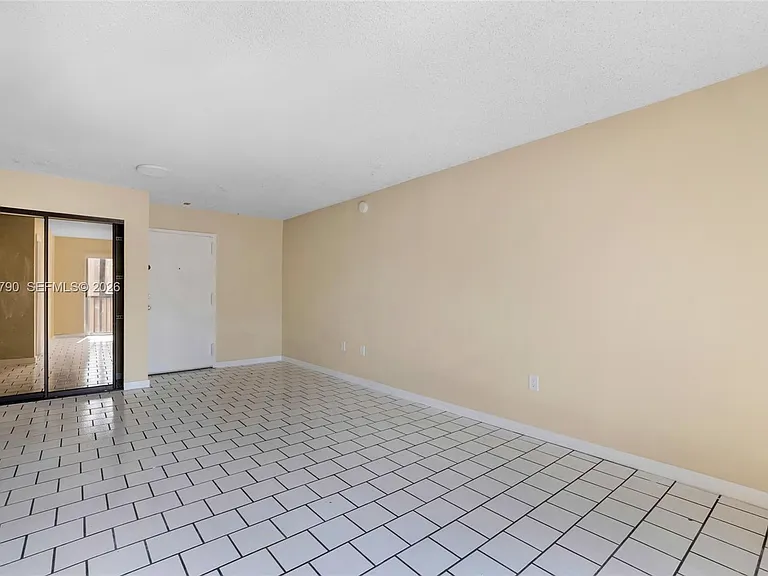 4805 NW 7th St #302-15 — Photo 10