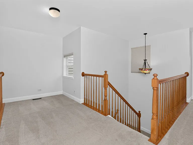 207 Tanglewood Dr — Photo 11