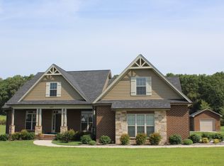 2077 Foster Cir, Cookeville, TN 38501
