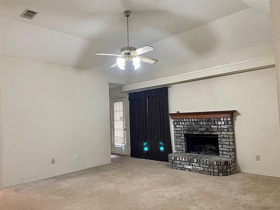 2nd image of 1209 Cypress Dr