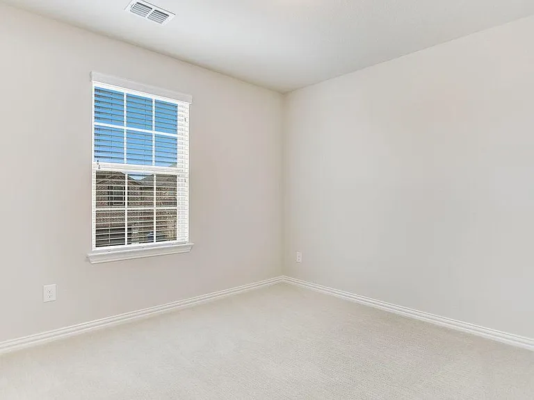 2557 Bozeman Ln — Photo 10