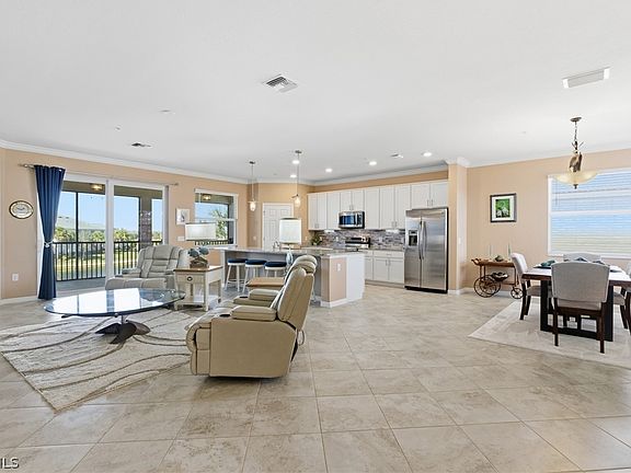 5th image of 14017 Black Beauty Dr Unit 322