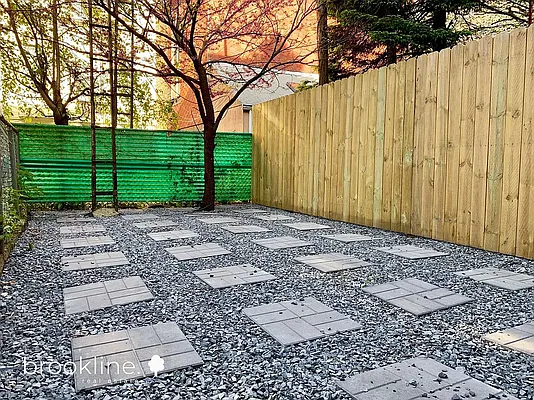 Rented by Suzuki Capital LLC | media 5