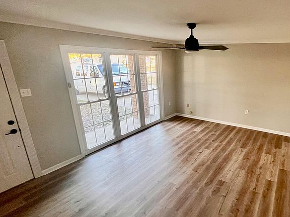 4th image of 2304 Tucker Ave