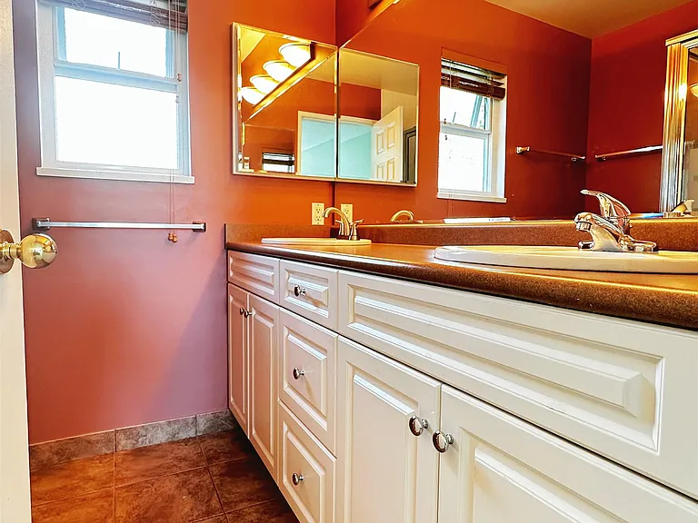 3847 Prospect Rd #UPPER LEVEL — Photo 19