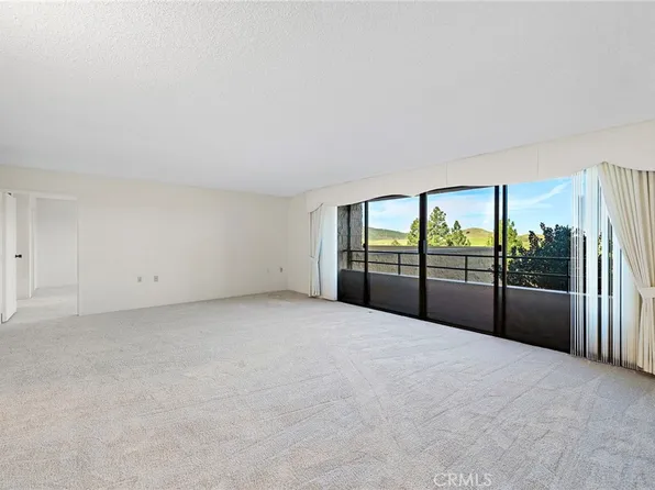 24055 Paseo Del Lago Unit 311, Laguna Woods, CA 92637