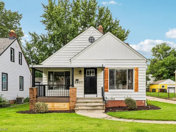 2907 Maplecrest Ave, Parma, OH 44134