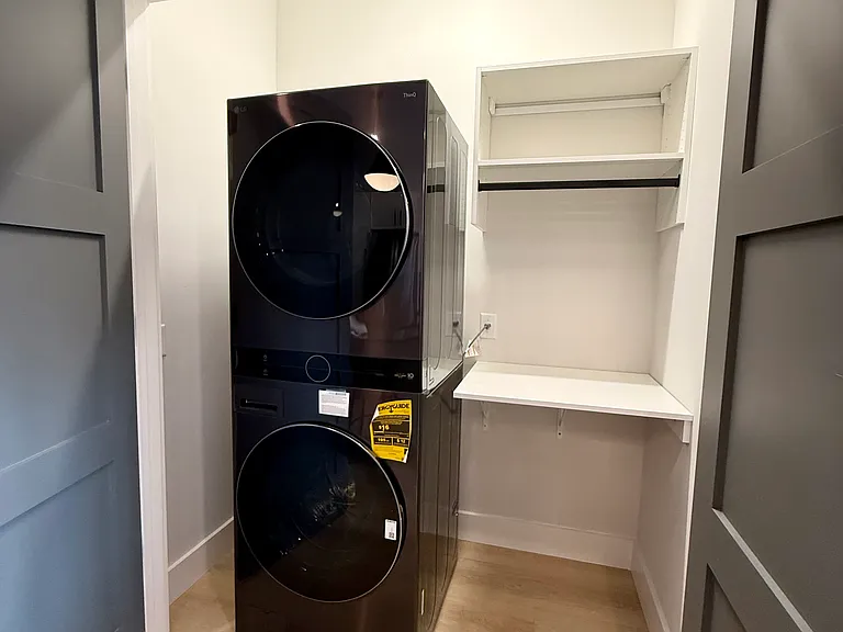 In-Unit Laundry