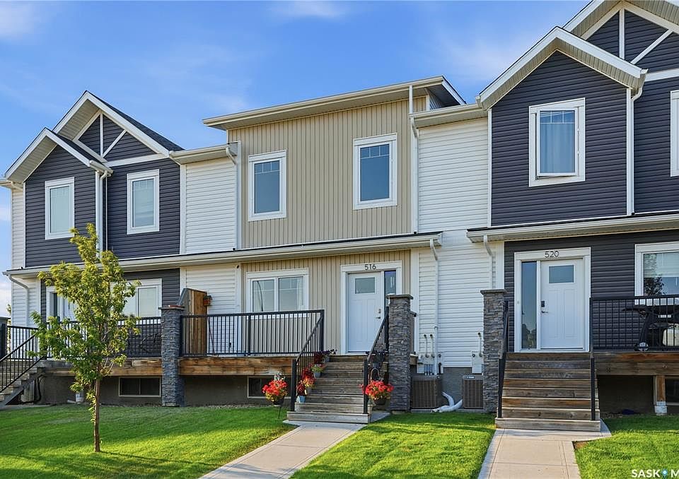 1st image of 516 Kloppenburg CRESCENT