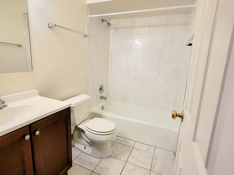 Sandalwood Dr — Photo 11