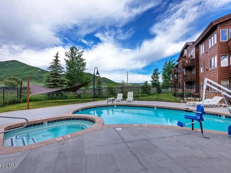 6677 N 2200 W #208 — Photo 22
