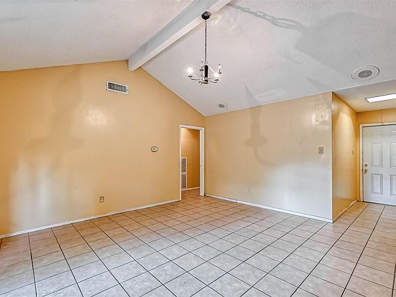 3rd image of 14427 Campden Hill Rd