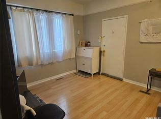 205 Main St, Midale, SK S0C1S0