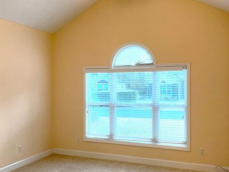 516 Eagle Blvd — Photo 16