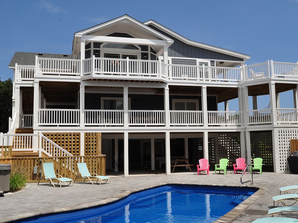 2nd image of 21 Circle Dr
