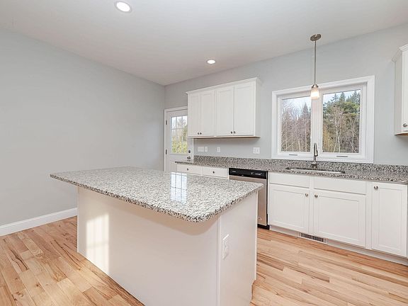 5th image of 99 Village Valley Drive