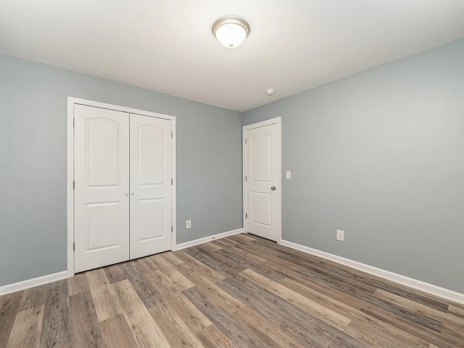 427 N. Yadkin Ave. — Photo 4