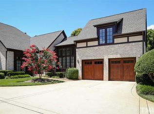 1322 Queensferry Rd, Cary, NC 27511