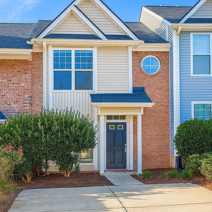 1st image of 14 Pearl Chambers Dr