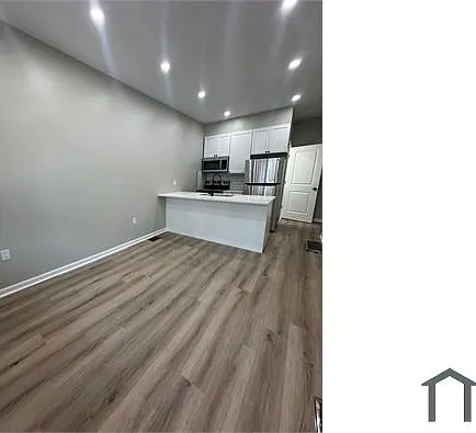 1 bed, $1,375 — Photo 2