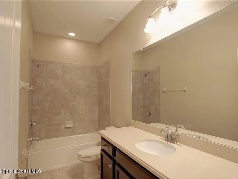 8810 Napolo Dr — Photo 34