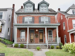 149 E Main St, Ephrata, PA 17522