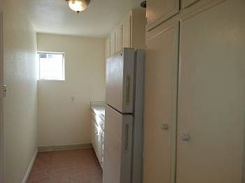 4th image of 1241 Essex St APT 19