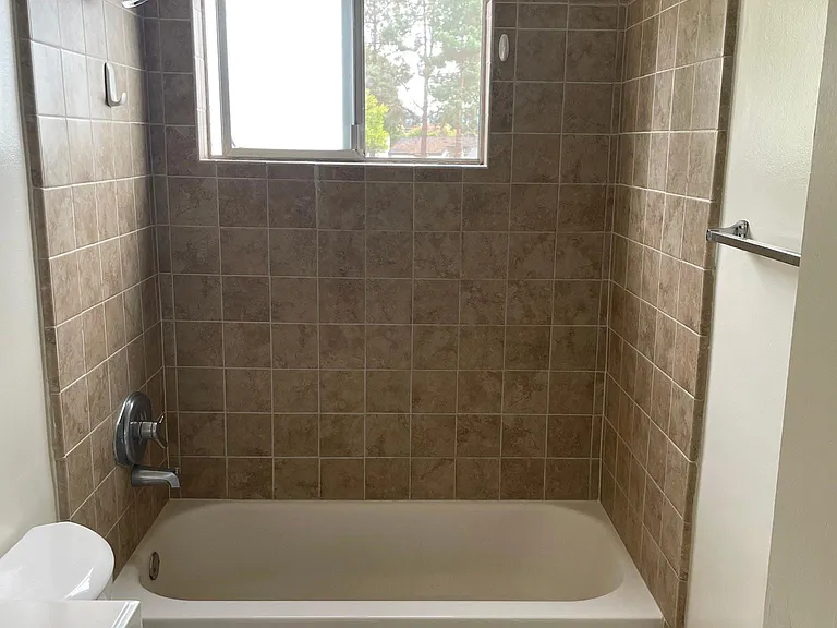 1671 Merrill Dr #D — Photo 11