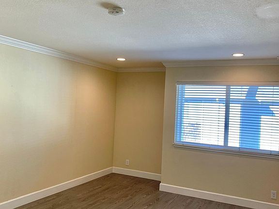 5th image of 3821 Panda Ln