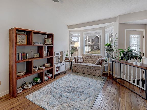 4th image of 2040 Morris Rd SE