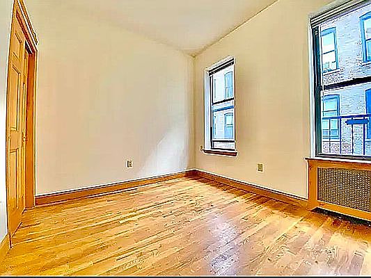 4th image of 67 W 71st St #5