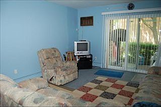 2nd image of 720 Hill Dr #8-102