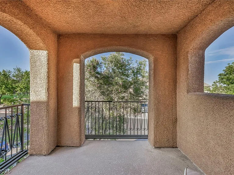 617 Apricot Rose Pl — Photo 44