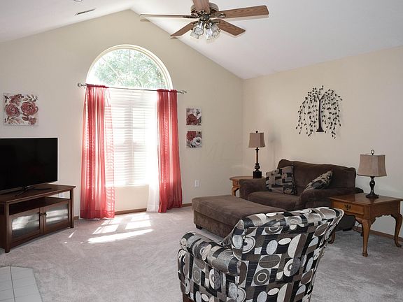 5th image of 2979 Laurel Wind Blvd