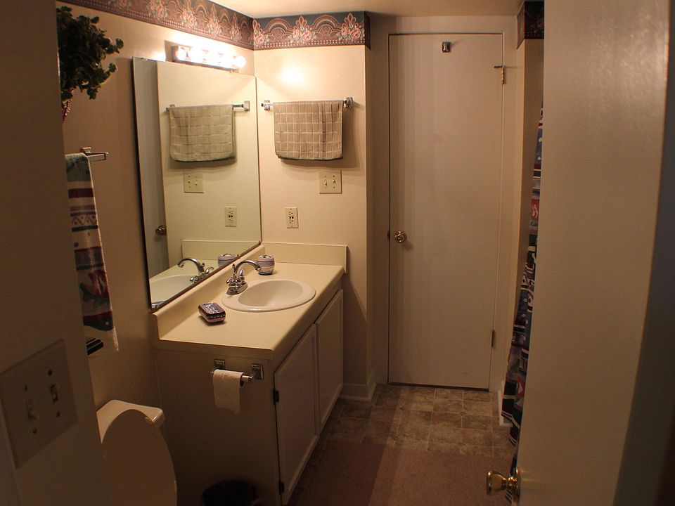 1st image of 1089 Bluewater Dr #510