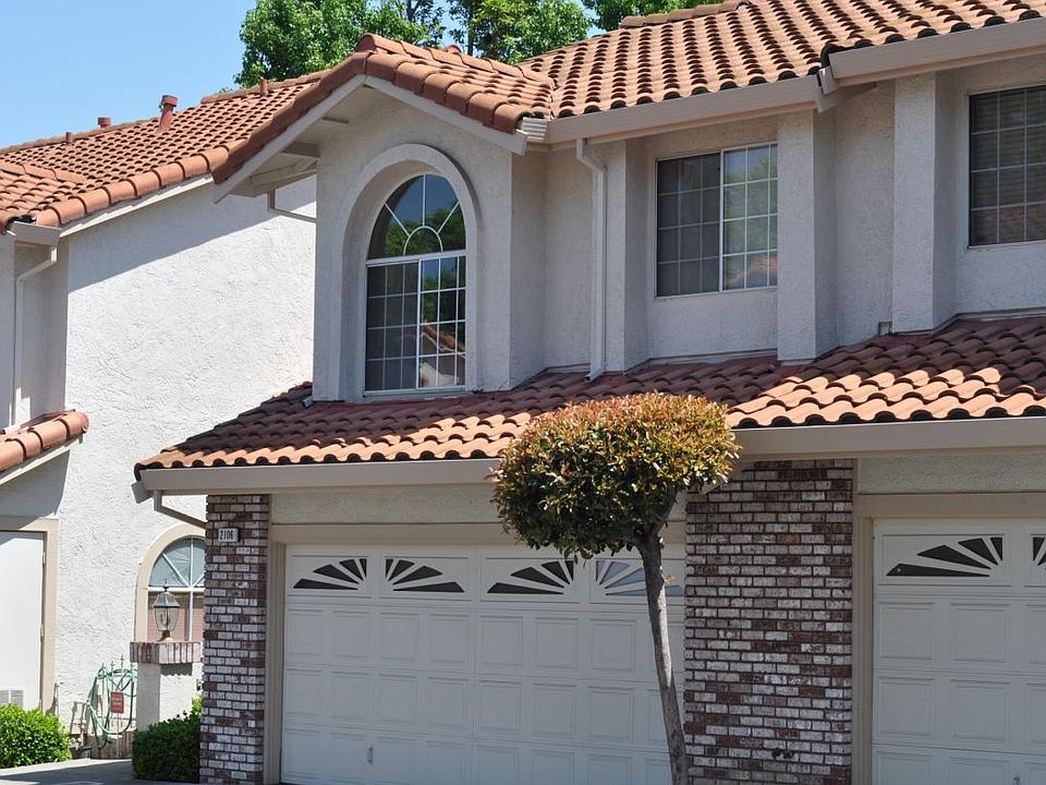 1st image of 2106 Calle Vista Verde
