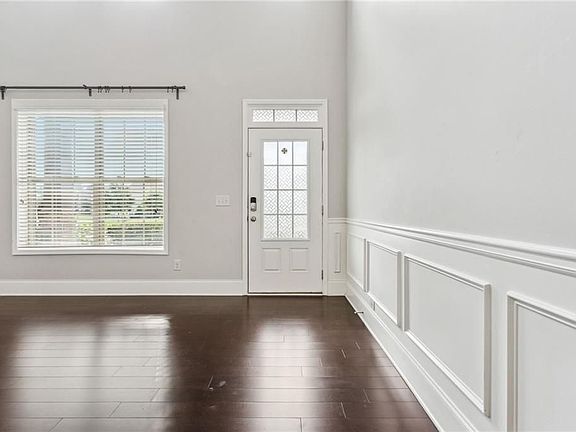 3rd image of 5660 Enfield Way