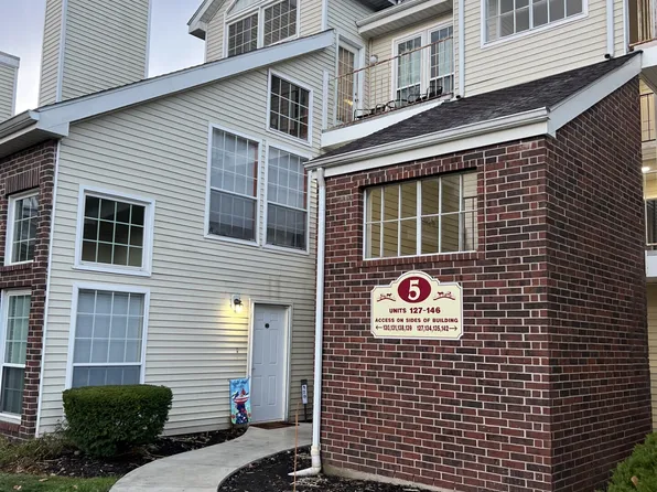 144 Carriage Crossing Lane #144, Middletown, CT 06457