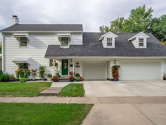 2nd image of 606 Gilbert Ave.