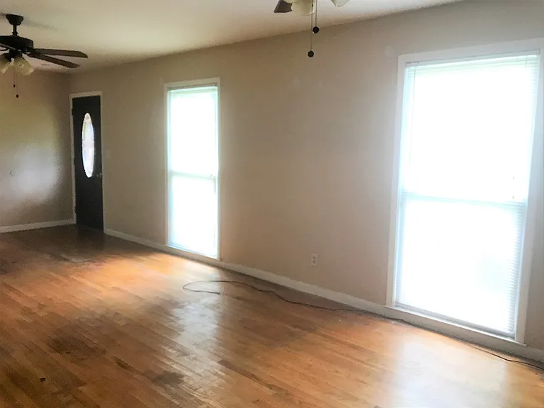 118 Sandy Way — Photo 8