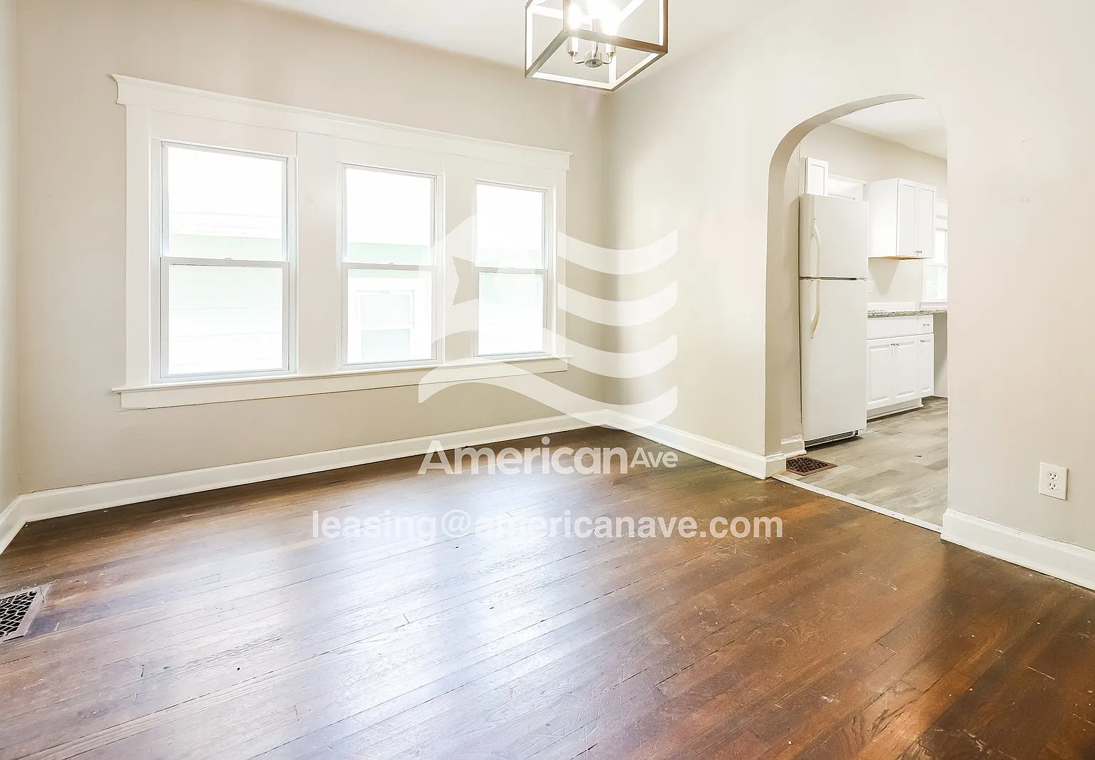3 bed, 1.0 bath, 1286 sqft, $1,128 — Photo 4