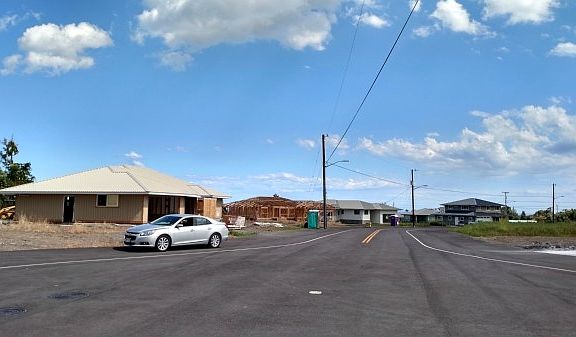 3rd image of 582 Pilinui Pl Lot 4