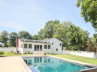 6 Columbine Ln, Norwalk, CT 06851